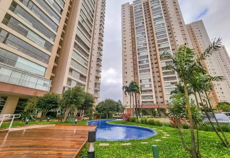 Área de lazer do condomínio Mairarê, em São Paulo